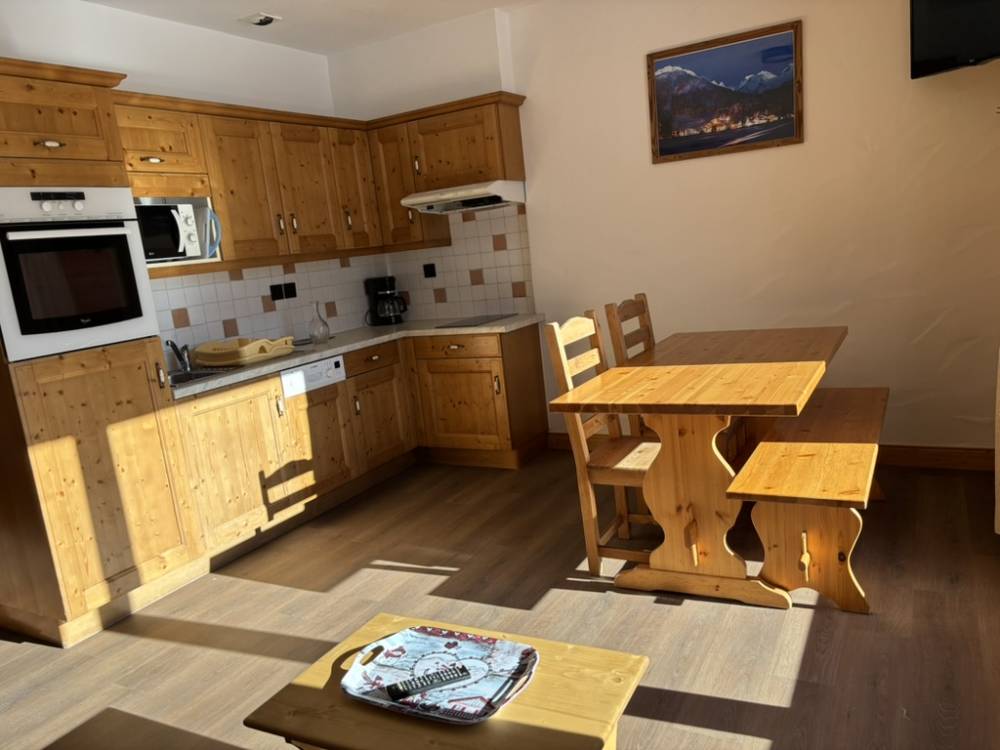 imgi_37_a4e60453f6b3dff514f0667cef6dd67f1a5a988b