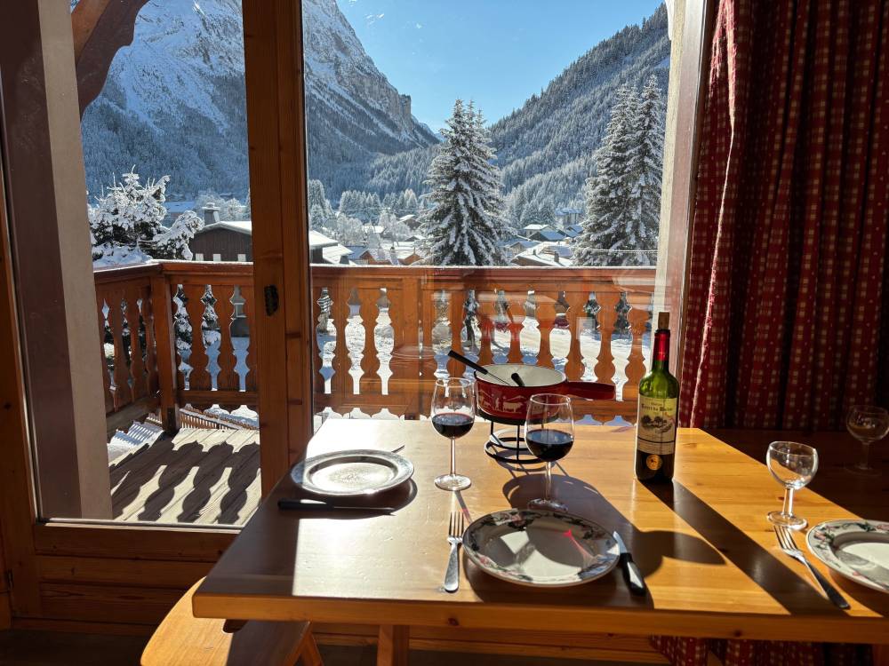 montana 4 vue table et exterieur